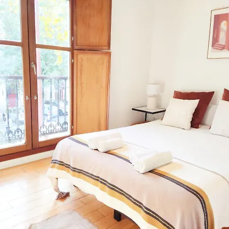 Homeyseville-luxury Arenal 6 Pax, Parking Optional Appartamento